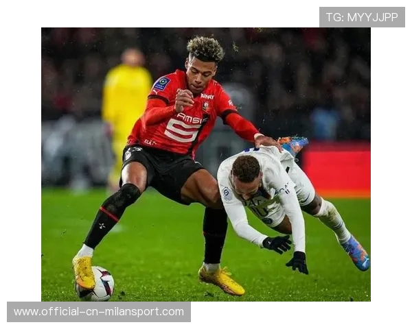 拜仁准备驱逐一名不在计划内的边锋：转会风云即将开启